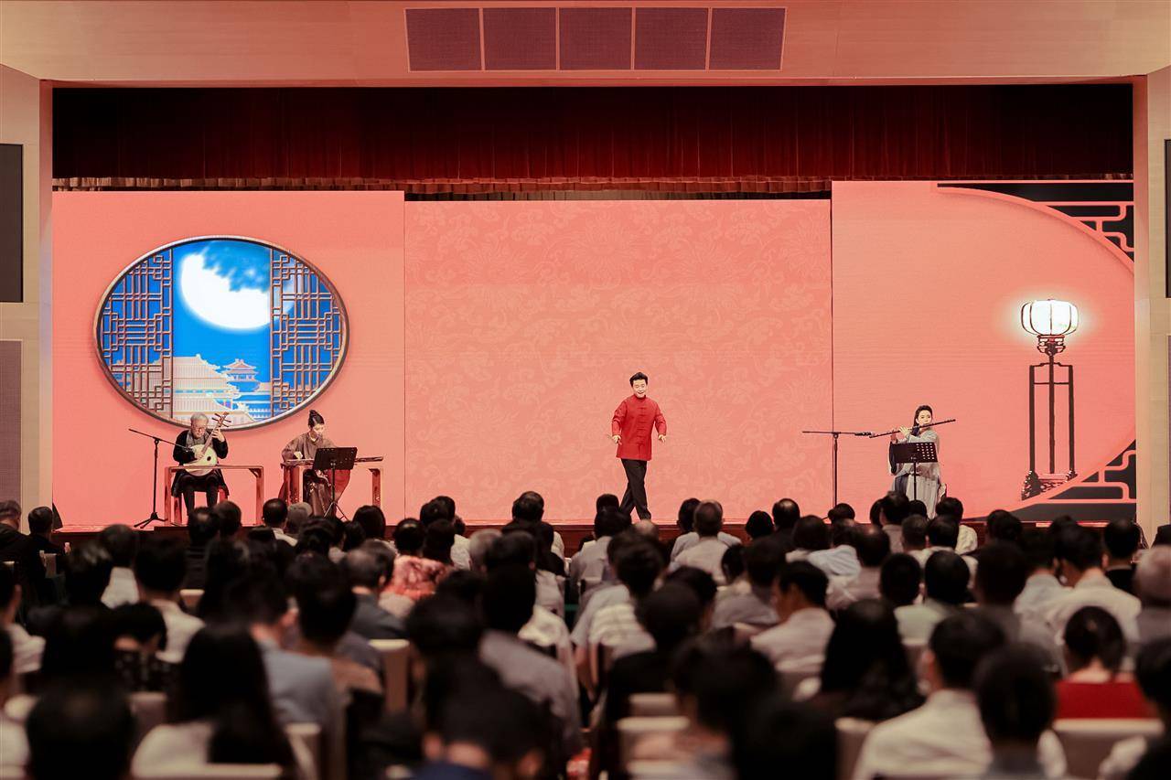 东湖畔琴韵国粹敬英才——湖北省举办院士专家国庆中秋联谊活动